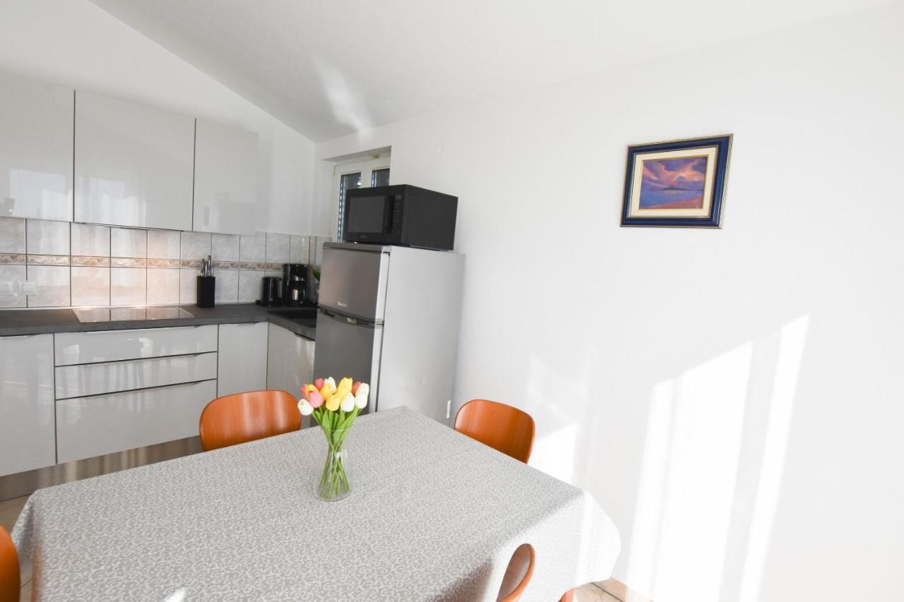 Apartments Karmen I Primošten Zewnętrze zdjęcie