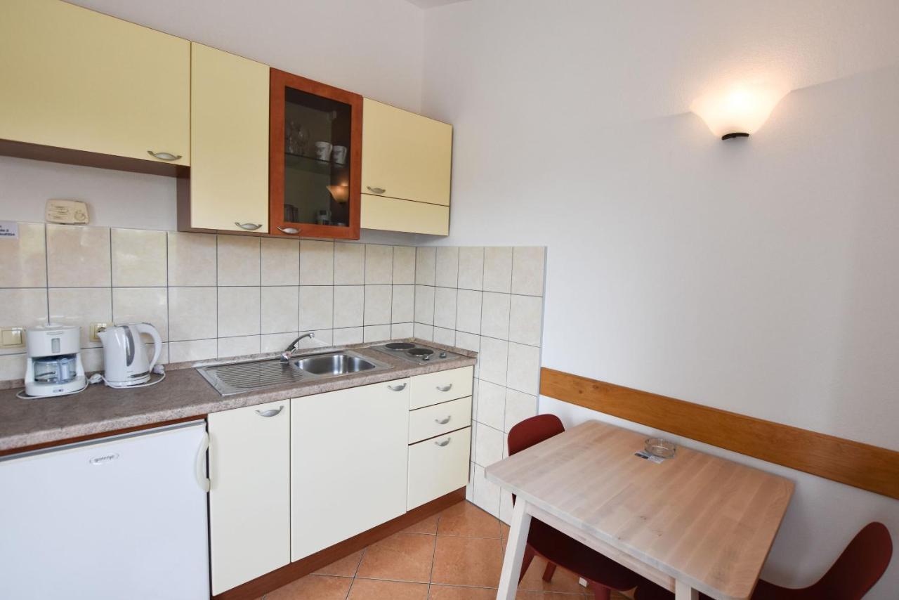 Apartments Karmen I Primošten Zewnętrze zdjęcie