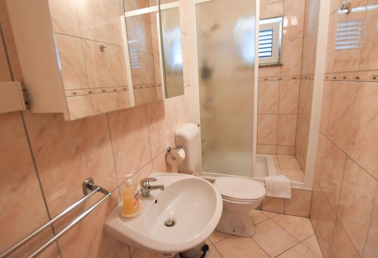 Apartments Karmen I Primošten Zewnętrze zdjęcie