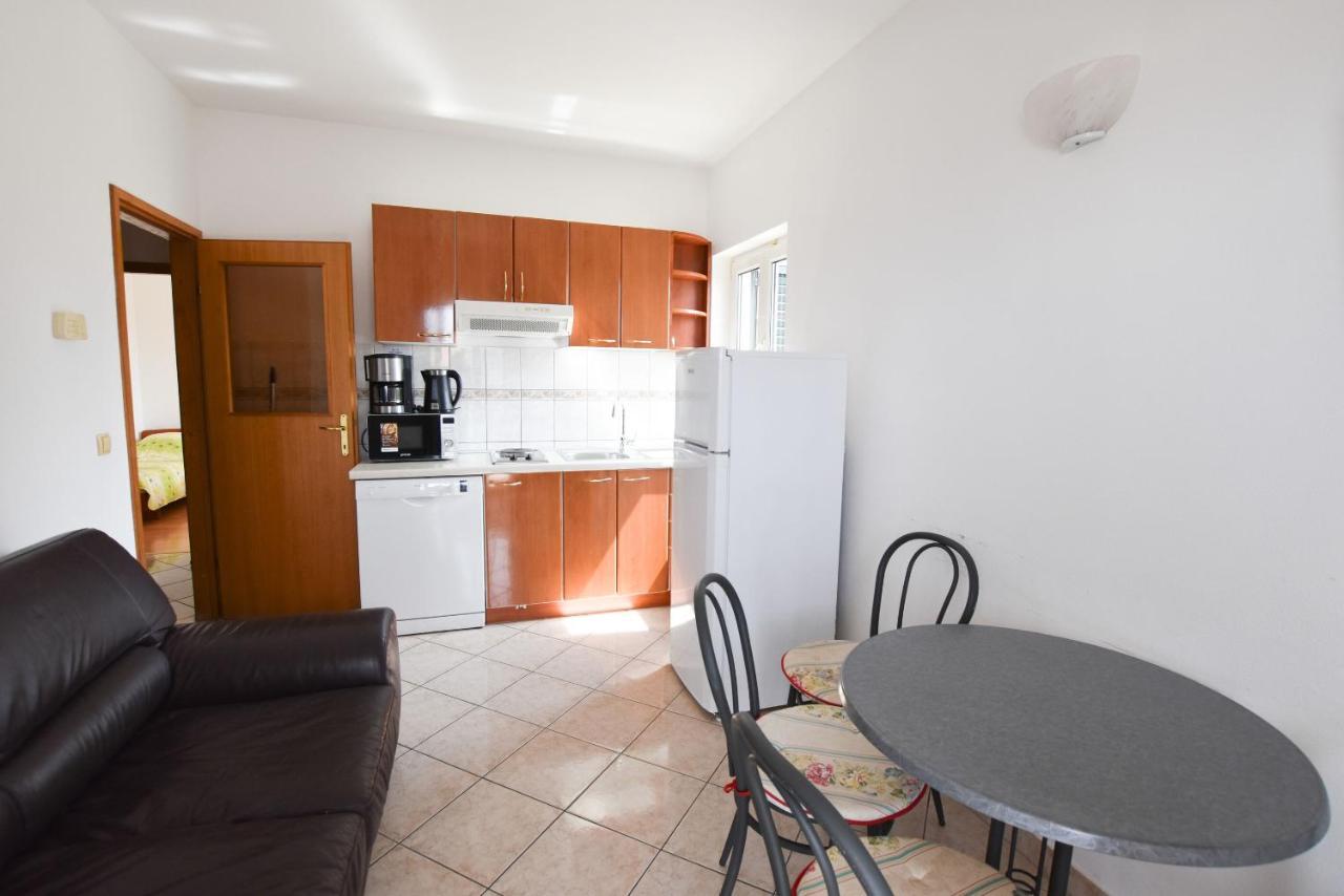 Apartments Karmen I Primošten Zewnętrze zdjęcie