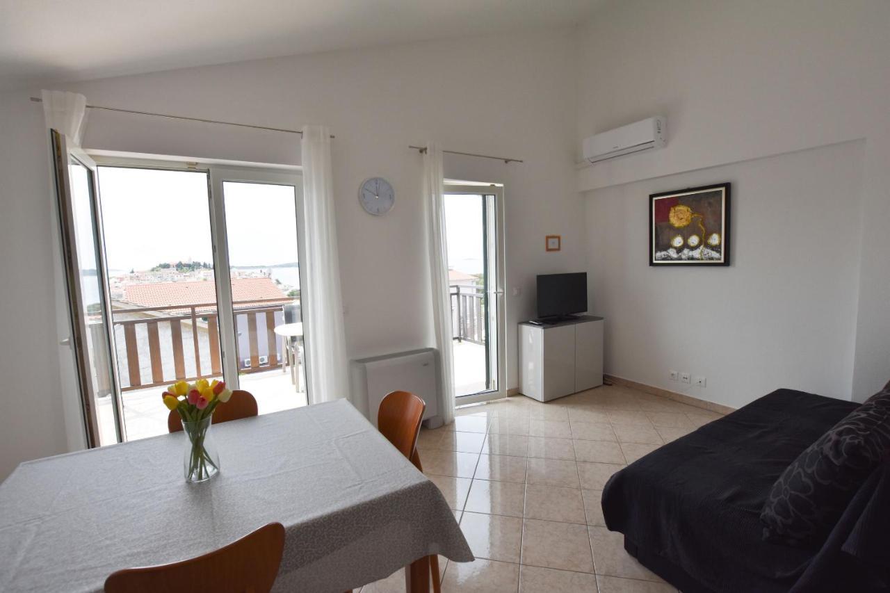 Apartments Karmen I Primošten Zewnętrze zdjęcie